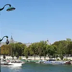 à 10 mn à pied de Montmartre